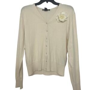 August Silk Stretch Silk Blend Cardigan Ivory XL Flower Accent Dainty Feminine